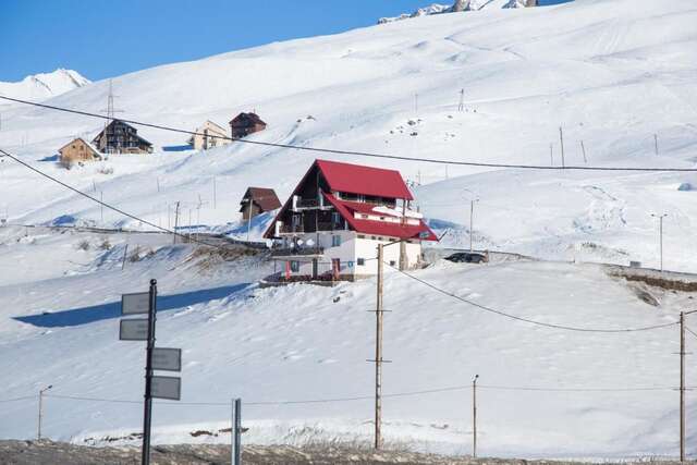 Хостелы Snow House Гудаури-29