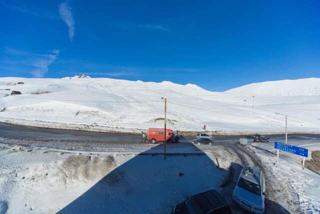 Хостелы Snow House Гудаури-38